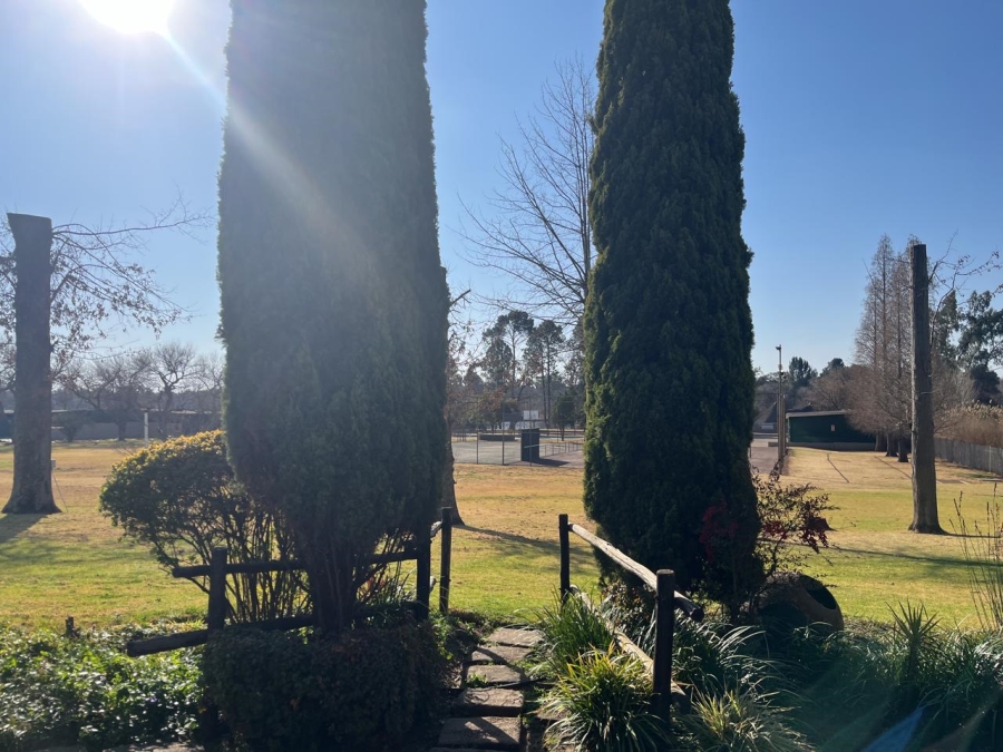 To Let 3 Bedroom Property for Rent in Vaalpark Free State